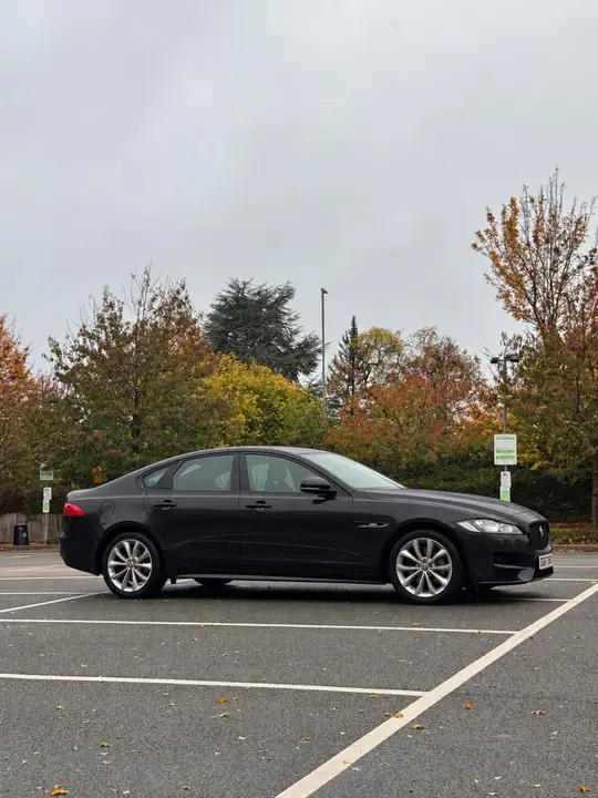 Jaguar Xf 2017 photo 3