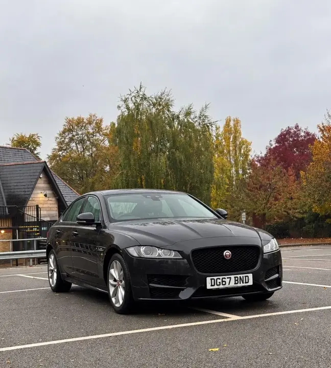 Jaguar Xf 2017 photo 2