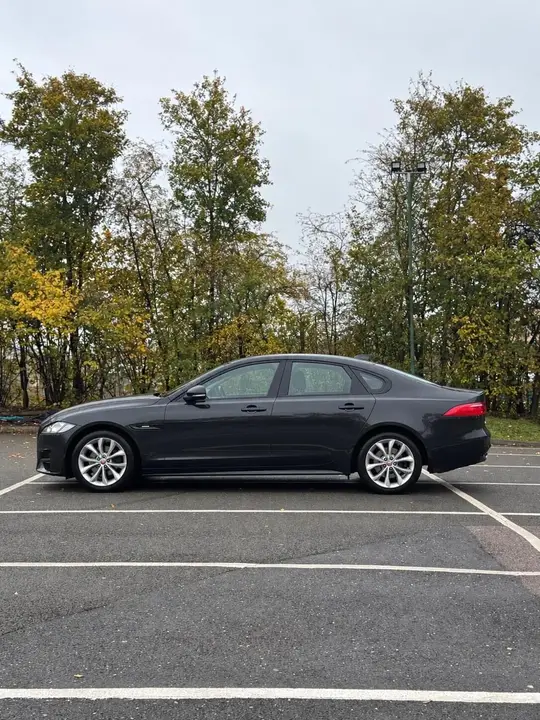 Jaguar Xf 2017 photo 4