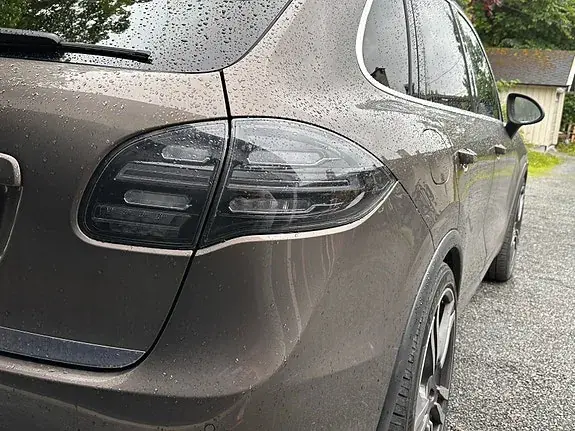 Porsche Cayenne 2011 photo 3