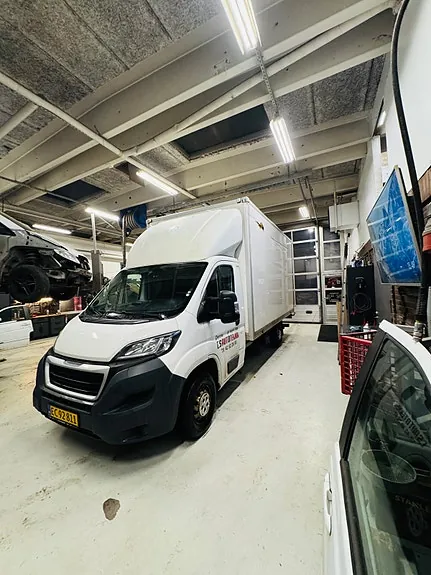 Peugeot Boxer 335 2015 photo 2