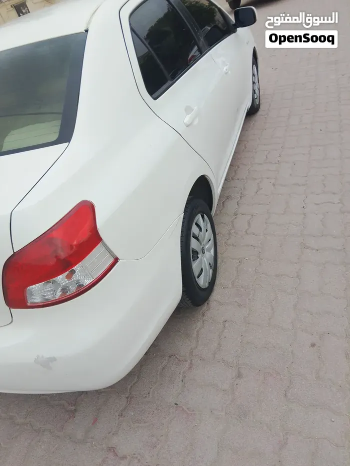 Toyota Yaris 2009 photo 5