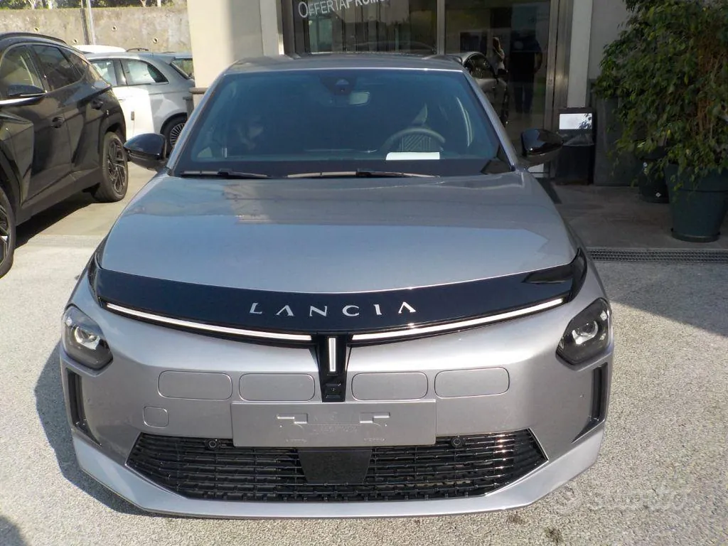 Lancia Ypsilon 2020 photo 2