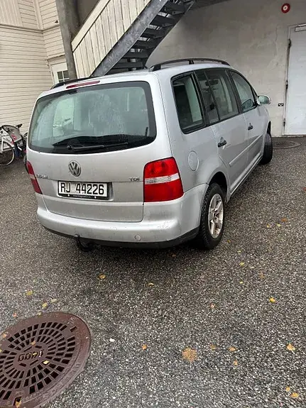 Volkswagen Touran 2005 photo 4
