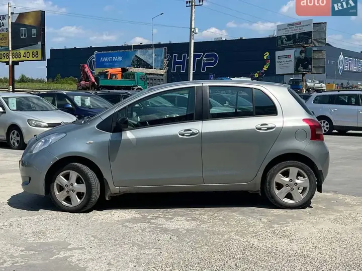 Toyota Yaris 2008 photo 4