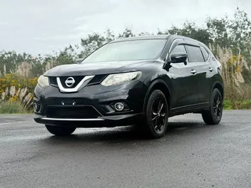 Nissan X-Trail 2015 photo 2