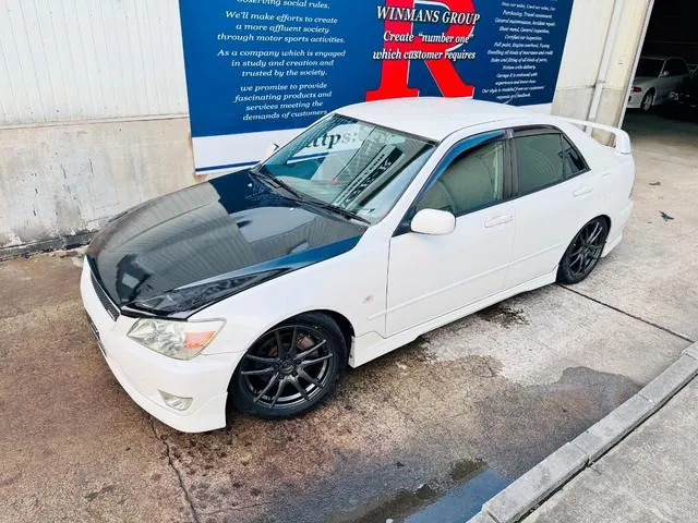 Toyota Altezza 2000 photo 5