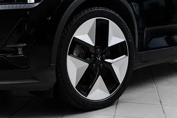 Polestar 2 2023 photo 3