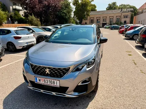 Peugeot 5008 2020 photo 2