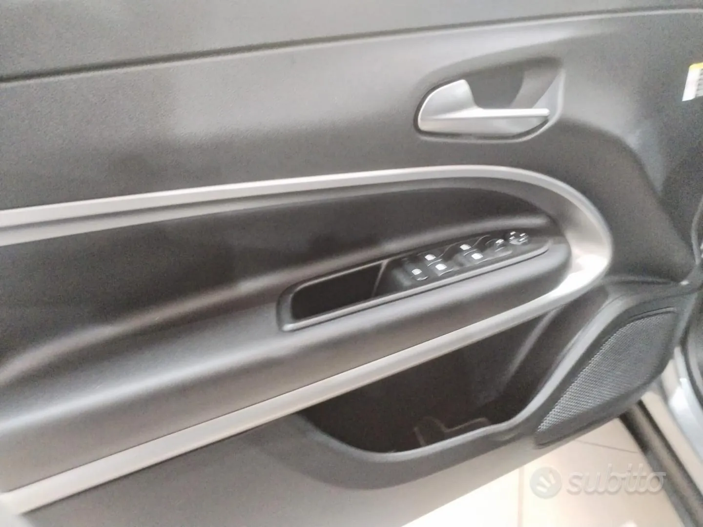 Jeep Avenger 2025 photo 5