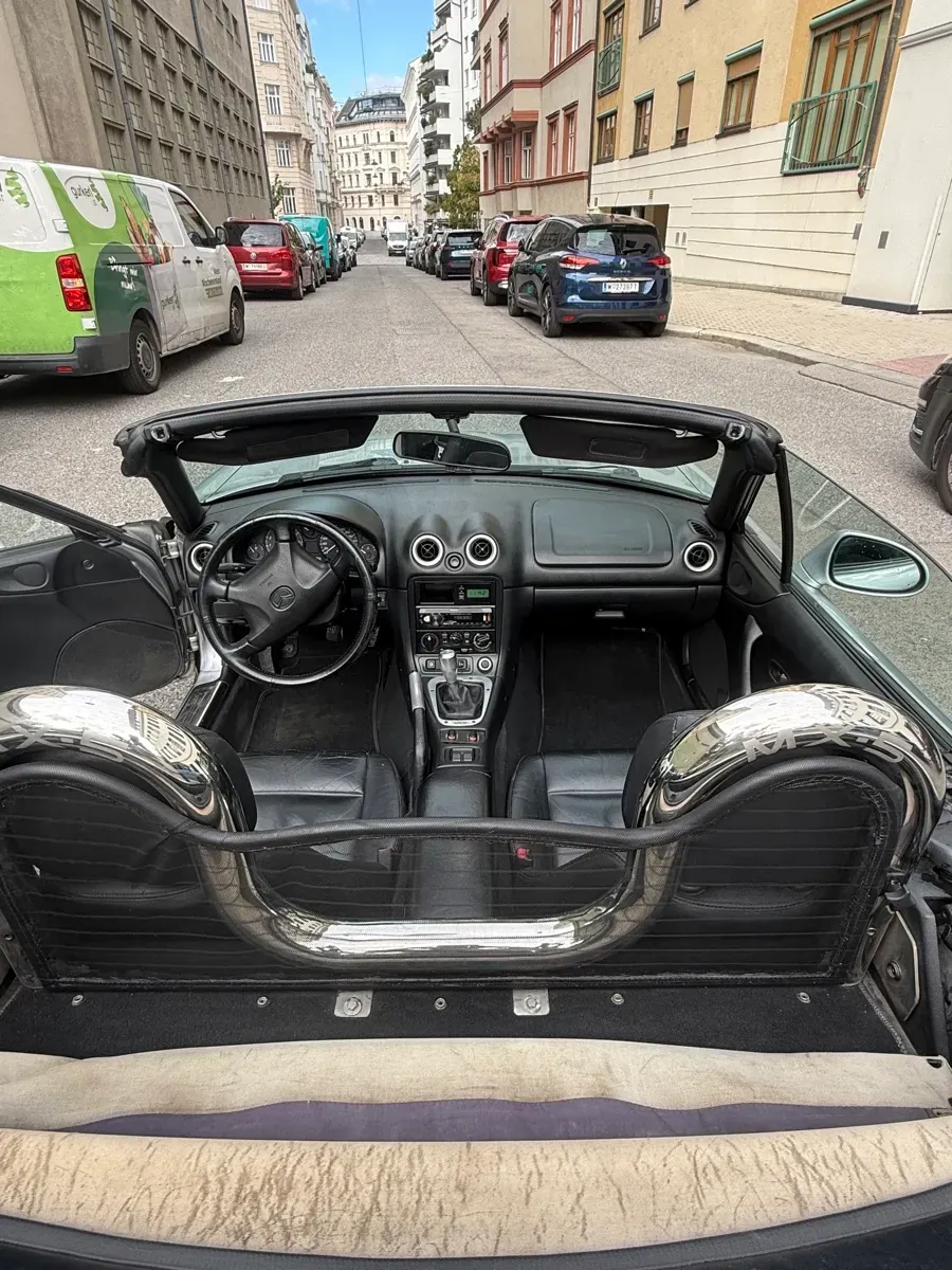 Mazda Mx-5 2000 photo 3