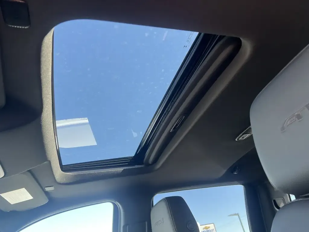 GMC Sierra 1500 2024 photo 2