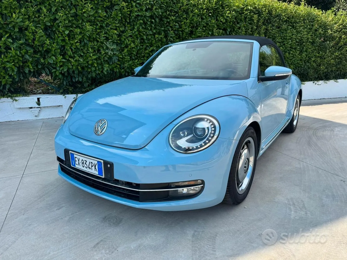 Volkswagen Maggiolino Cabrio 2014 photo 2
