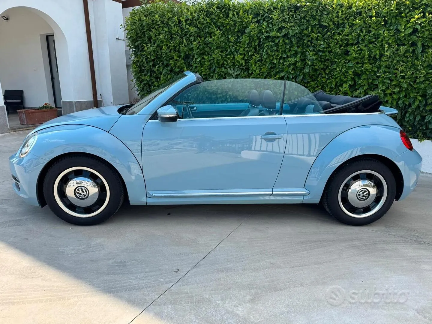 Volkswagen Maggiolino Cabrio