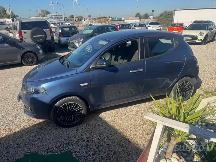 Lancia Ypsilon 2022 photo 5