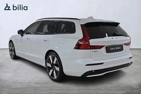 Volvo V60 2024 photo 2