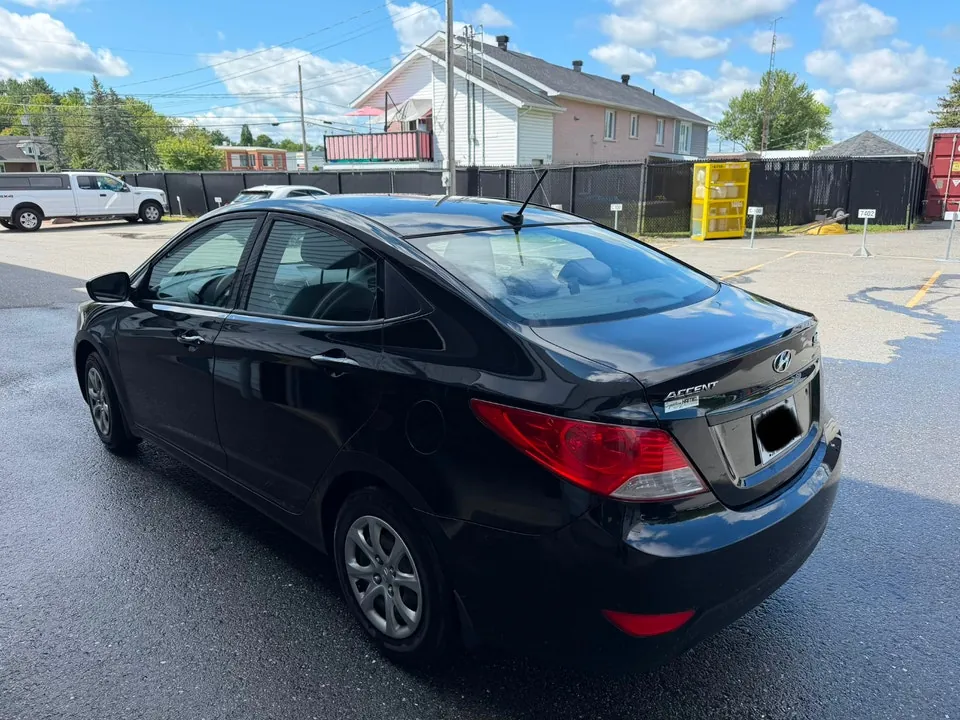 Hyundai Accent 2014 photo 4