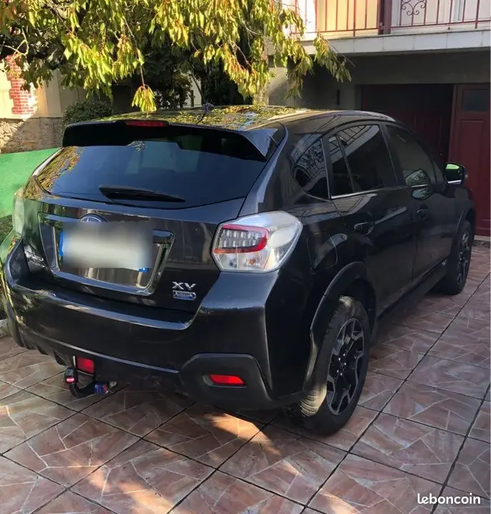 Subaru Xv 2016 photo 2