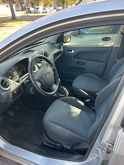 Ford Fiesta 2006 photo 5