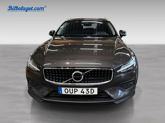 Volvo V60 Cross Country 2024 photo 3