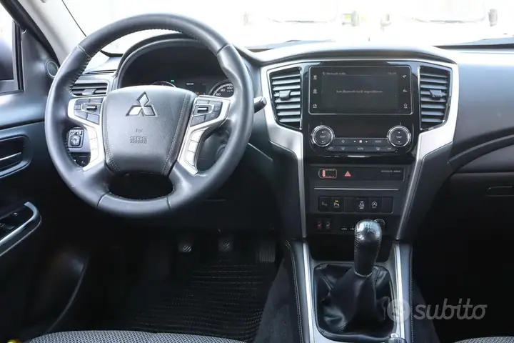 Mitsubishi L200 2021 photo 3