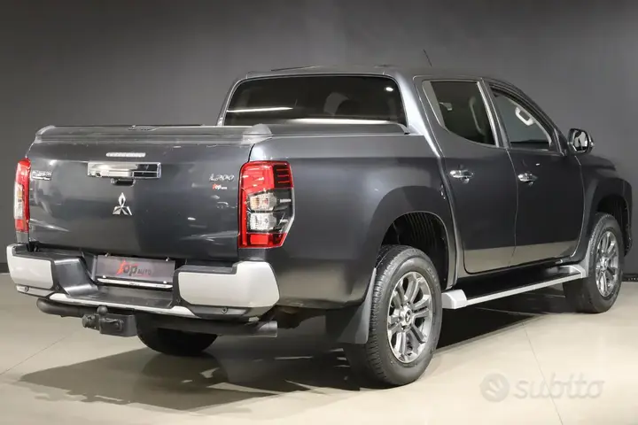 Mitsubishi L200 2021 photo 2