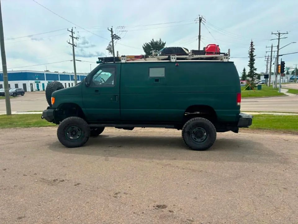 Ford E-350 1997 photo 4