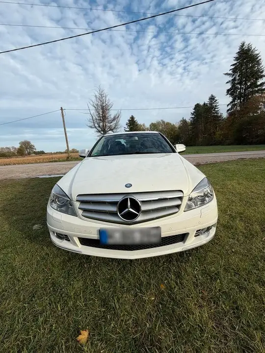 Mercedes-Benz C200