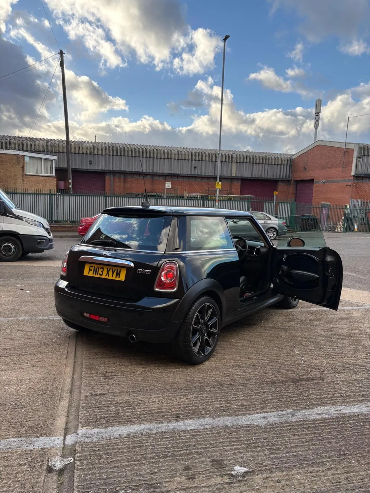 Mini Cooper 2013 photo 4