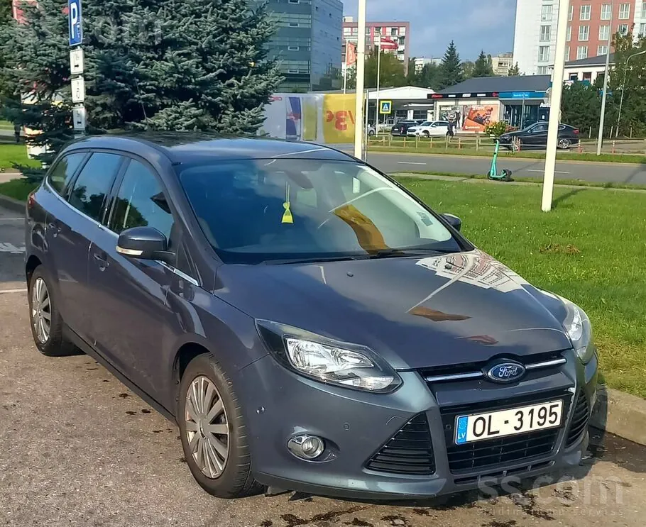 Ford Focus 2013 photo 3
