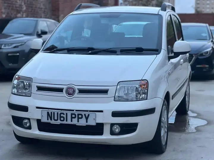 Fiat Panda 2011 photo 2