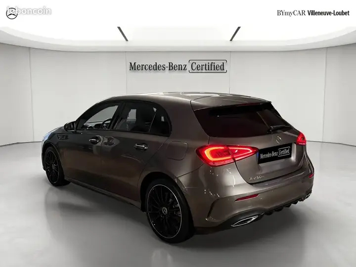 Mercedes-Benz A-Class 2022 photo 3
