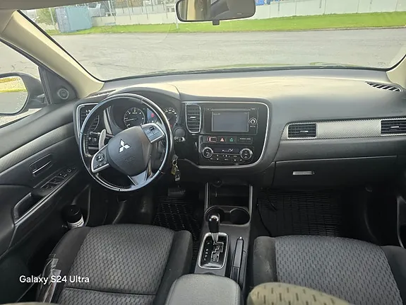 Mitsubishi Outlander 2014 photo 5