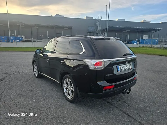 Mitsubishi Outlander 2014 photo 4