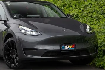 Tesla Model Y 2023 photo 4