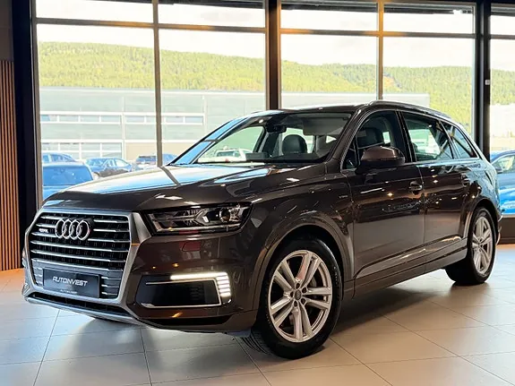 Audi Q7 2017 photo 5