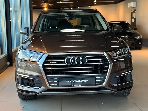 Audi Q7 2017 photo 3