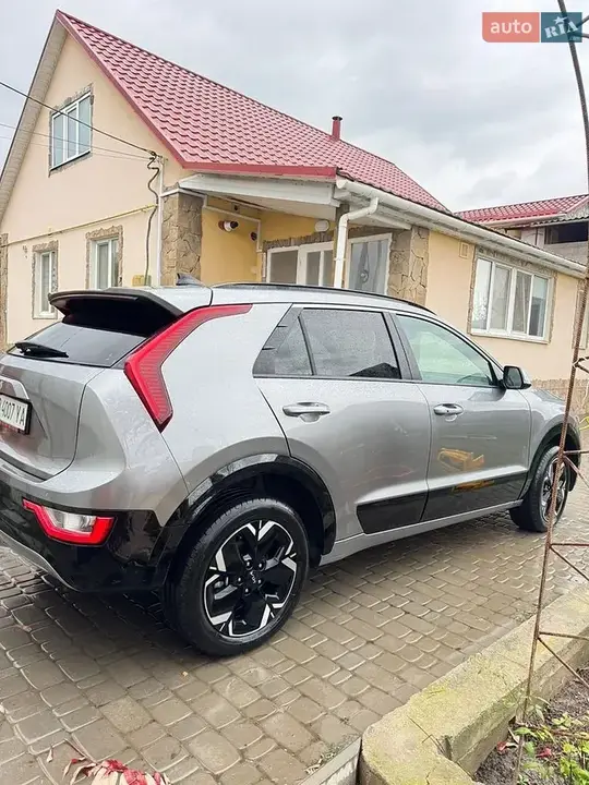 Kia Niro 2023 photo 2