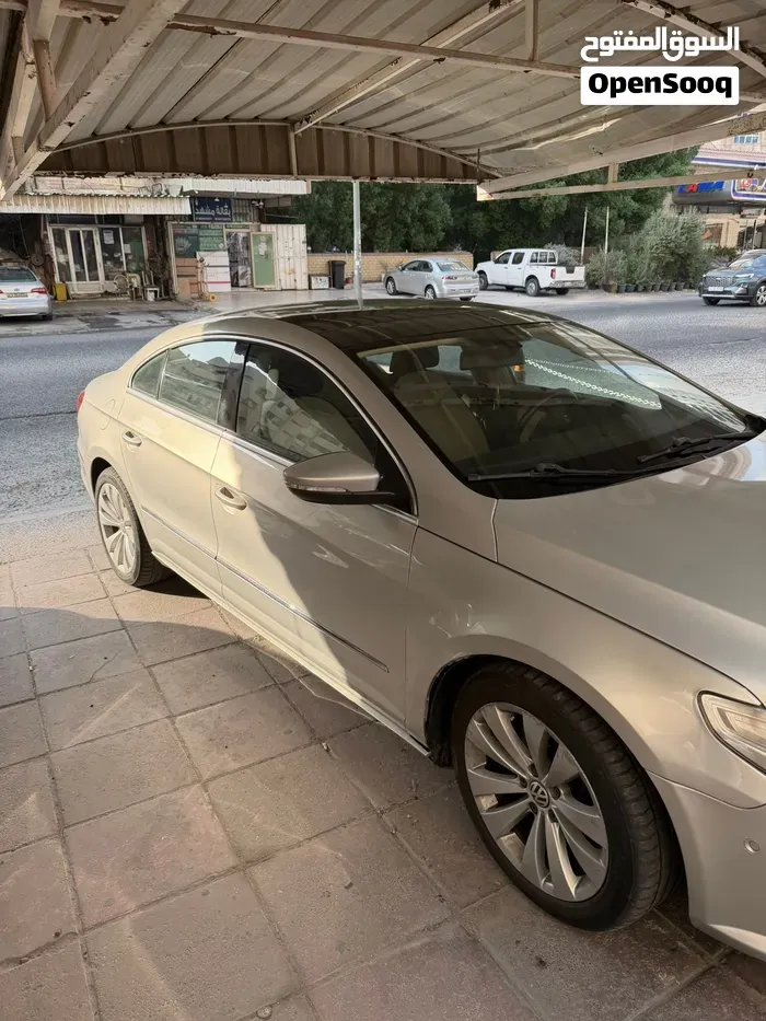 Volkswagen Passat 2014 photo 2
