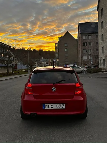 BMW 118D 2010 photo 3