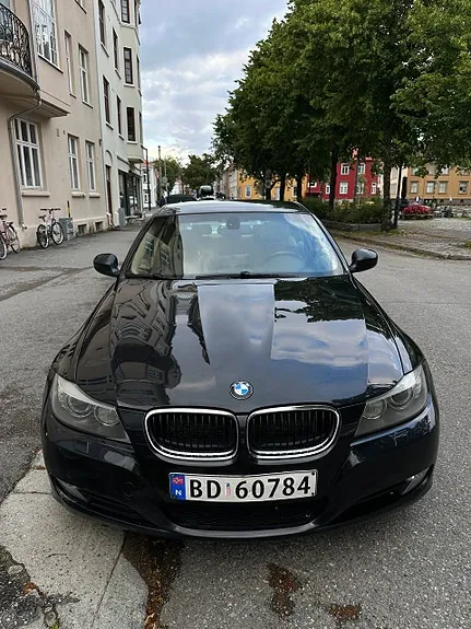 BMW 318I