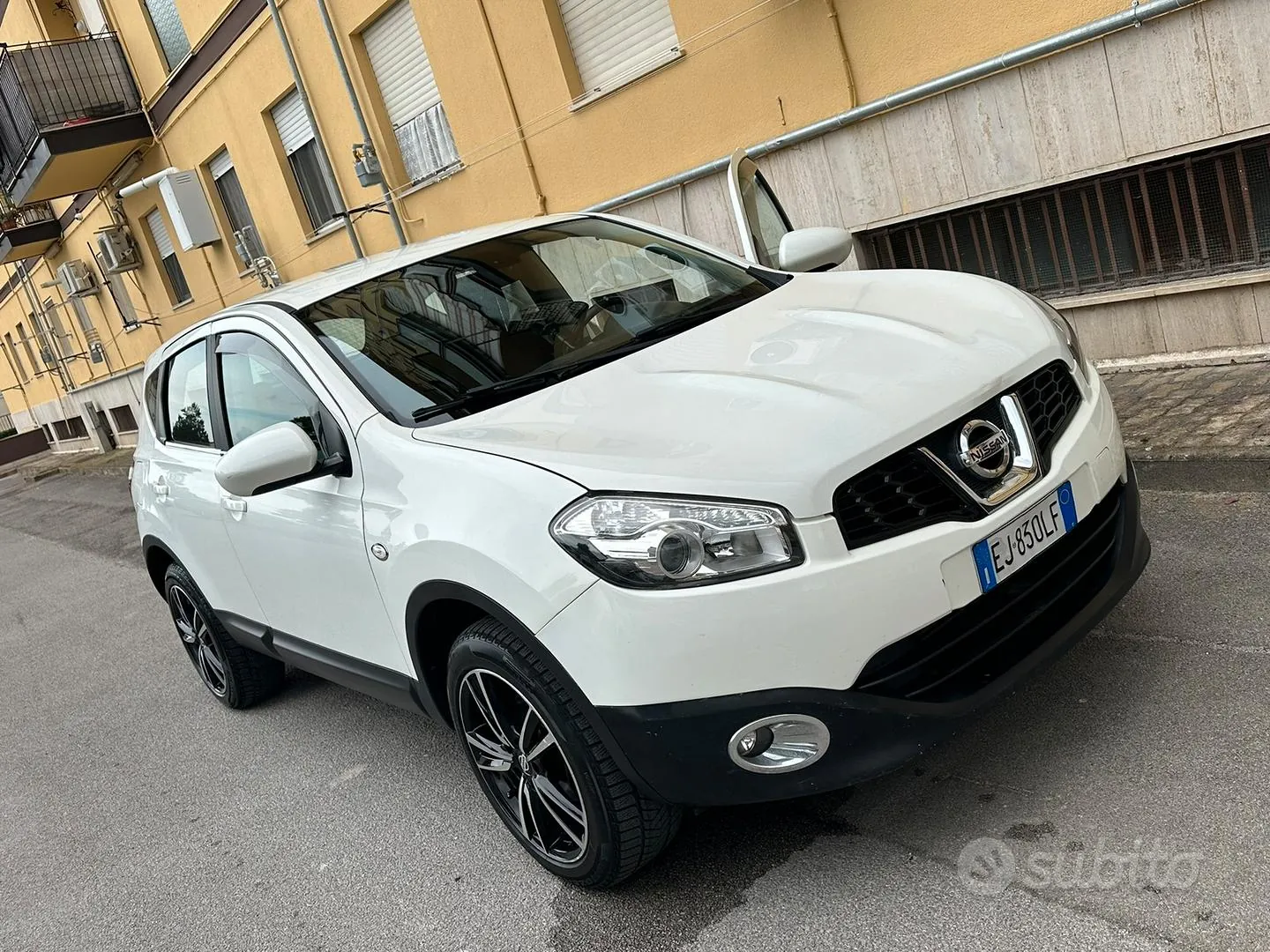 Nissan Qashqai 2011 photo 4