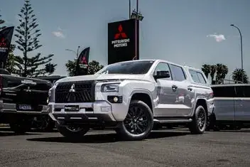 Mitsubishi Triton 2026 photo 2