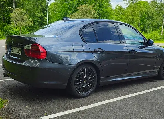 BMW 325I 2008 photo 3