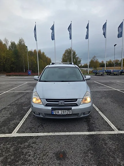 Kia Carnival 2007 photo 3