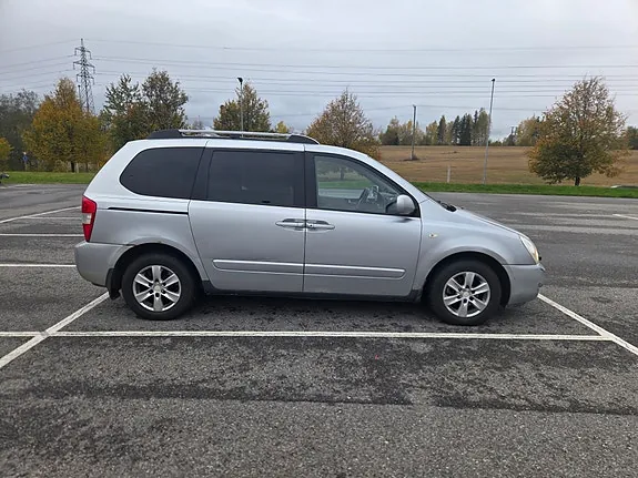 Kia Carnival 2007 photo 5
