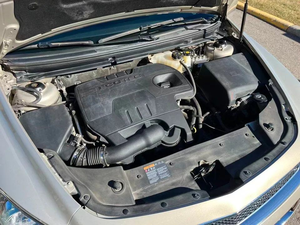 Chevrolet Malibu 2011 photo 3