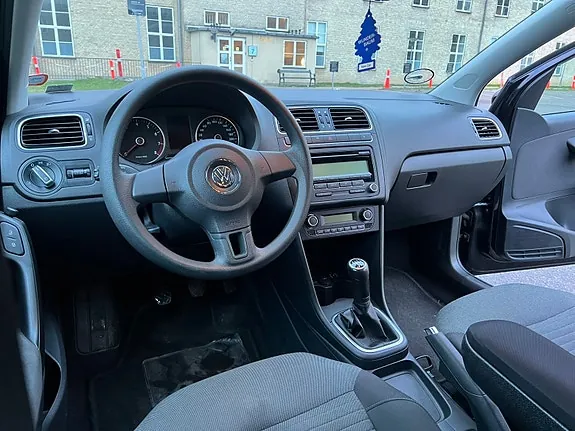 Volkswagen Polo 2011 photo 5