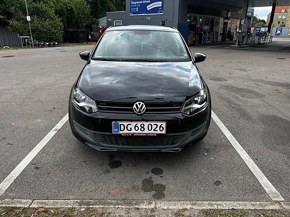 Volkswagen Polo 2011 photo 2