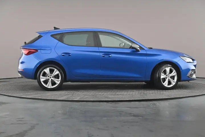 Seat Leon 2024 photo 4